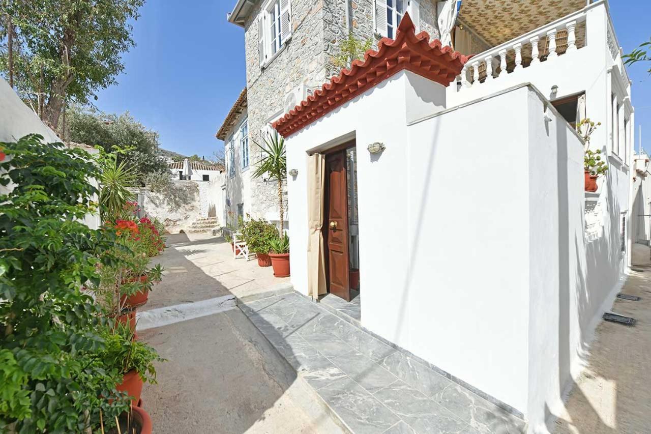 Appartement Margarita'S House à Hydra  Extérieur photo